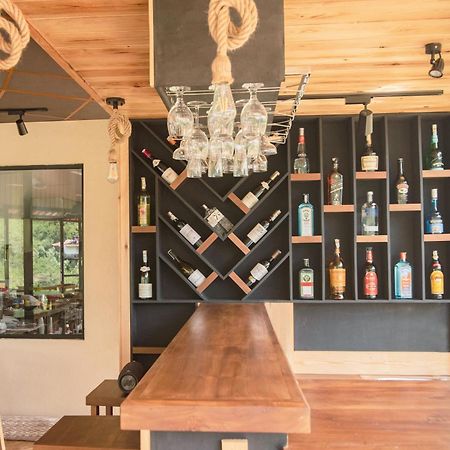 The Cubes Ella Hotel Bagian luar foto