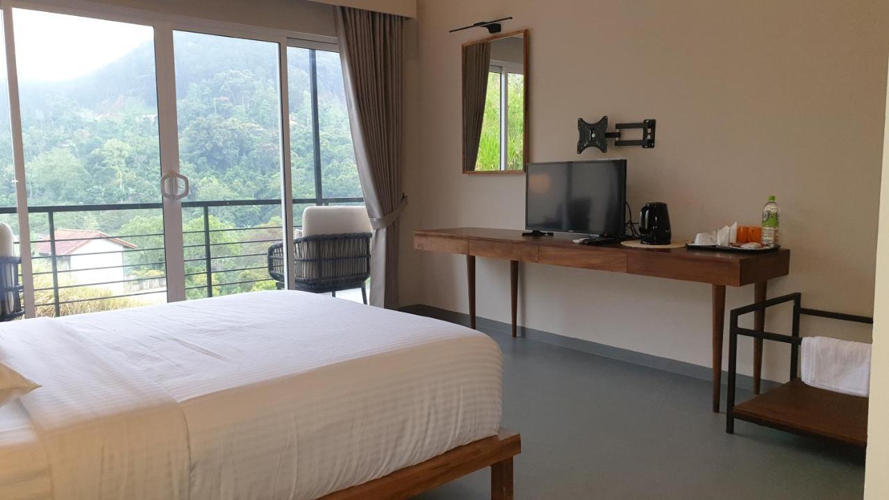 The Cubes Ella Hotel Bagian luar foto