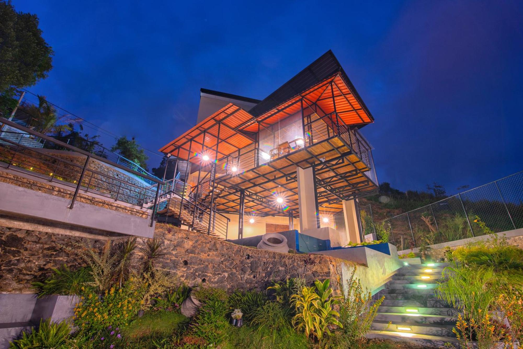 The Cubes Ella Hotel Bagian luar foto