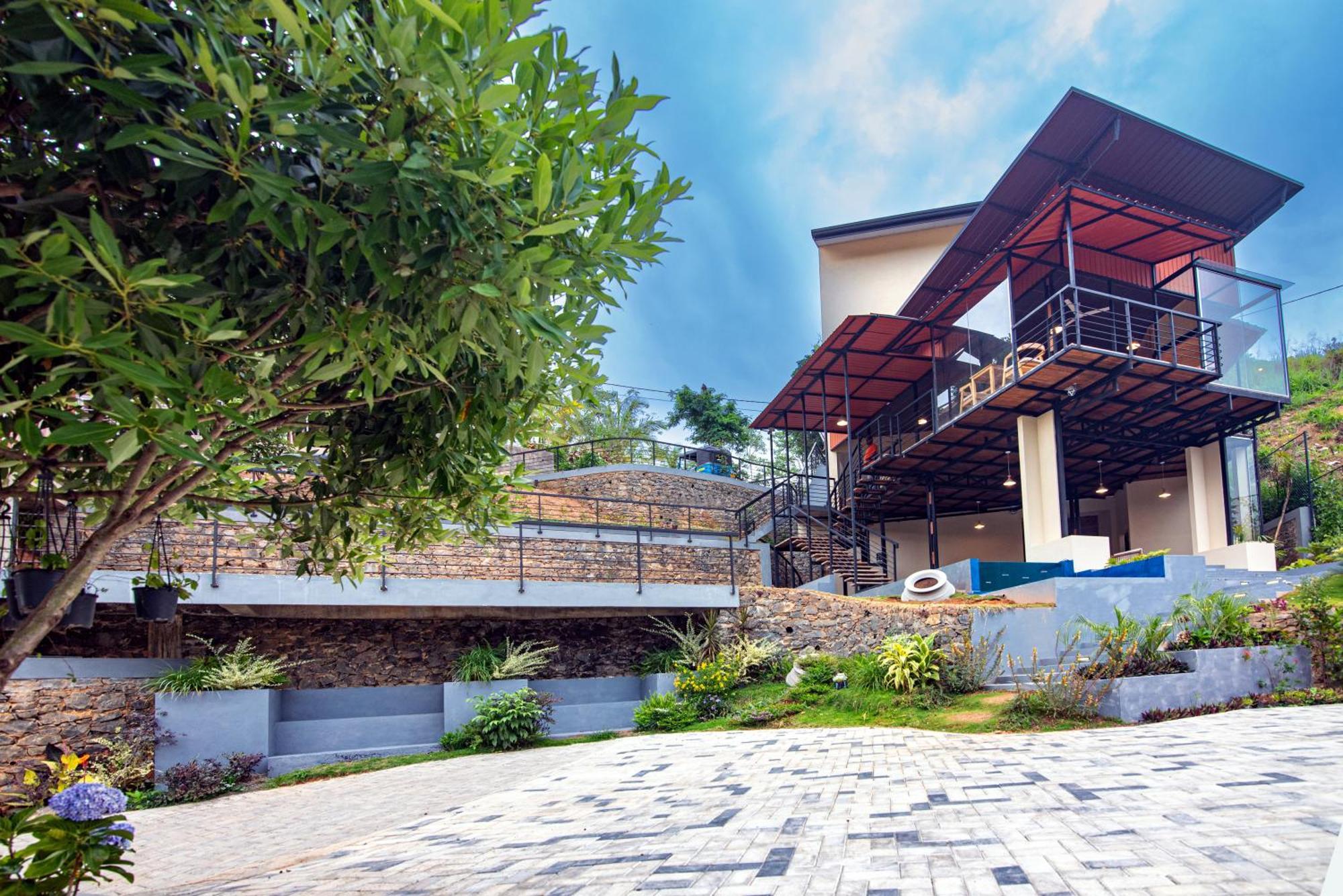 The Cubes Ella Hotel Bagian luar foto