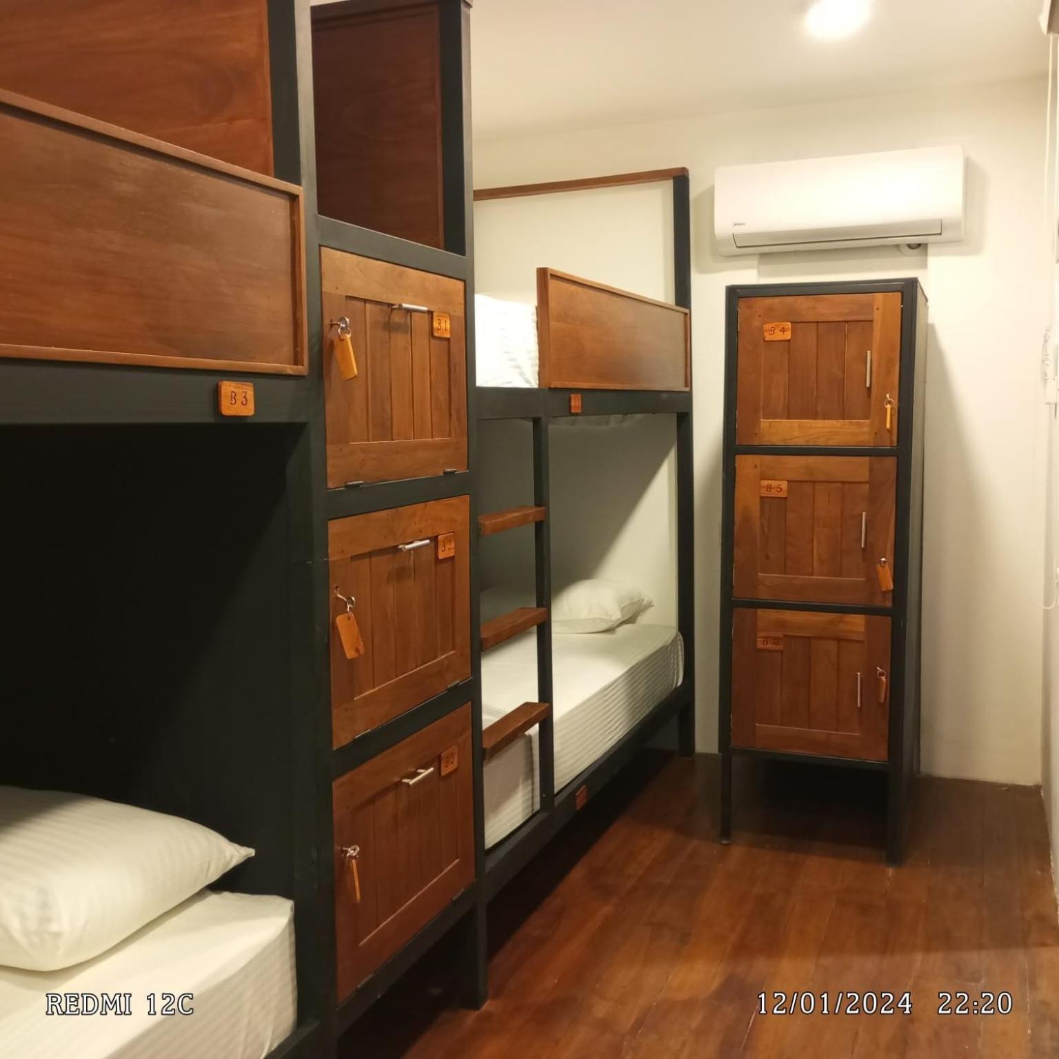 The Cubes Ella Hotel Bagian luar foto