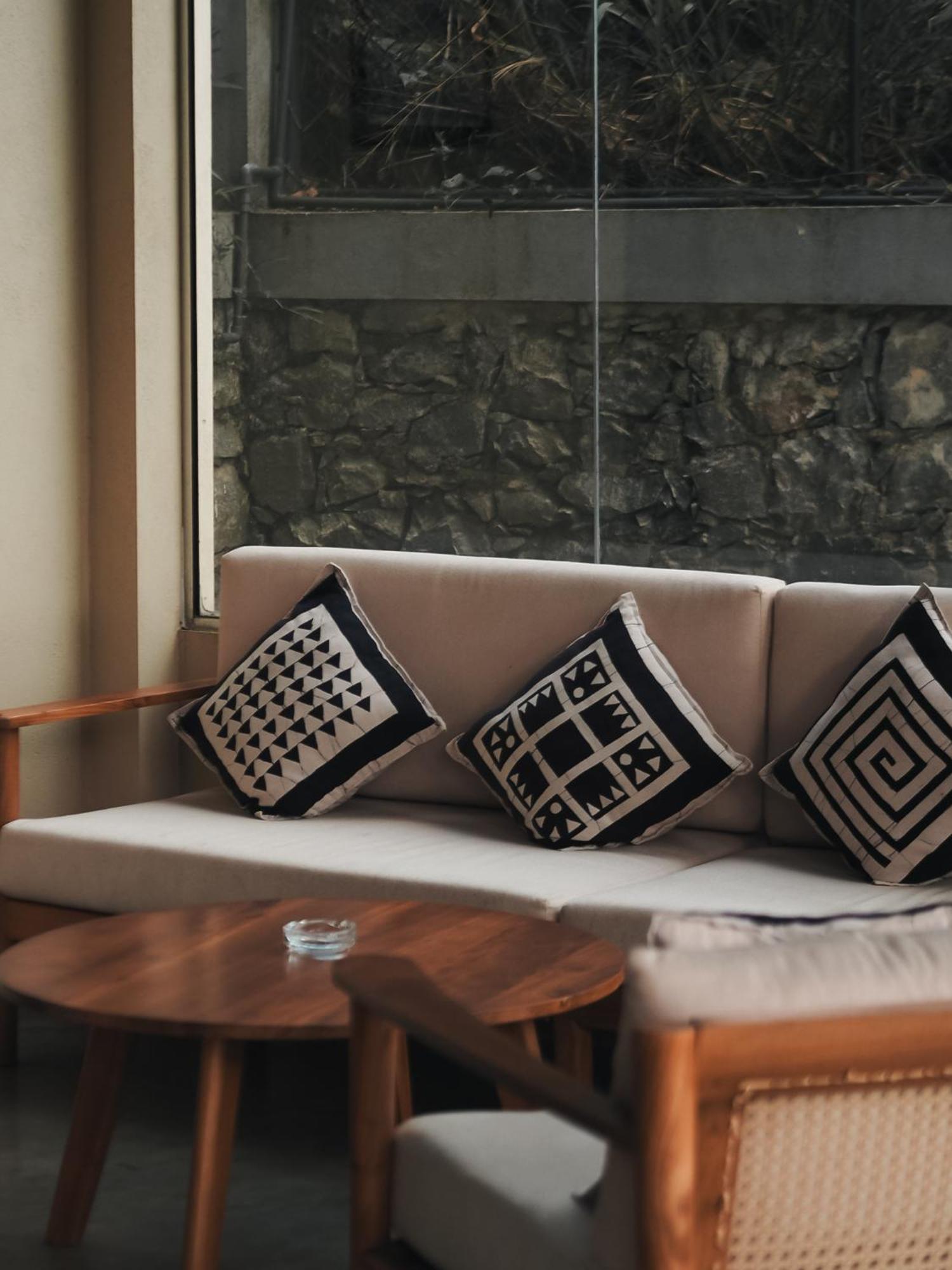 The Cubes Ella Hotel Bagian luar foto
