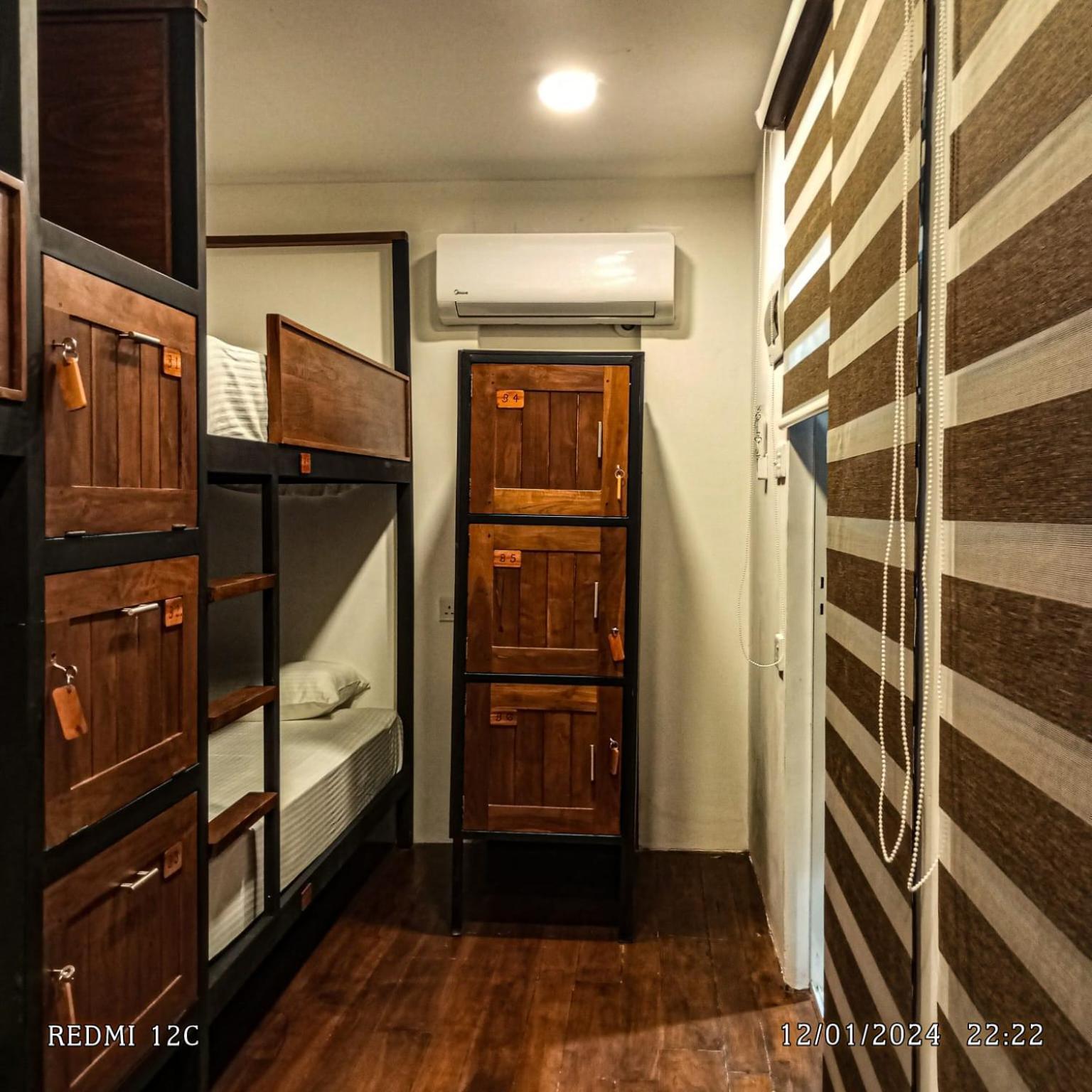 The Cubes Ella Hotel Bagian luar foto