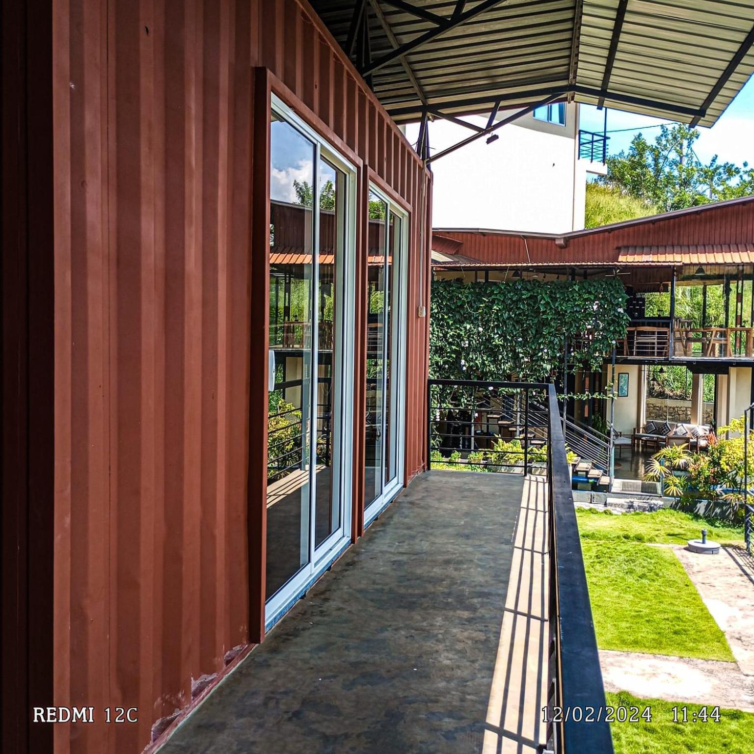 The Cubes Ella Hotel Bagian luar foto