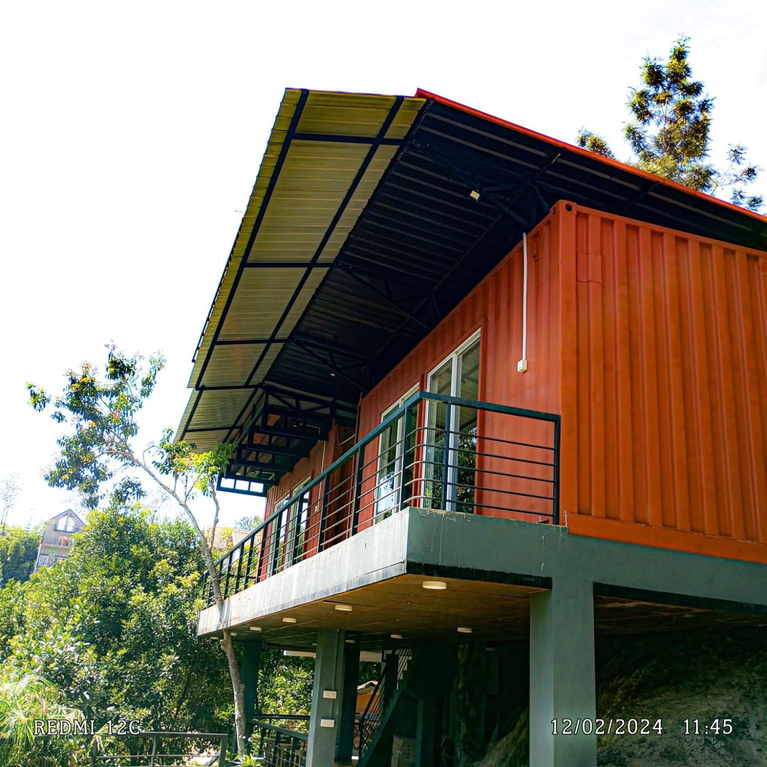 The Cubes Ella Hotel Bagian luar foto