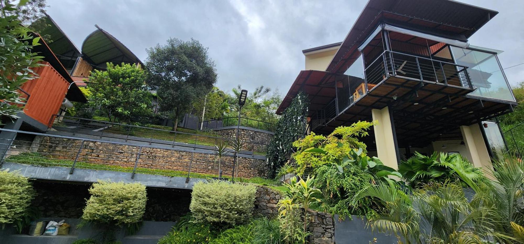 The Cubes Ella Hotel Bagian luar foto